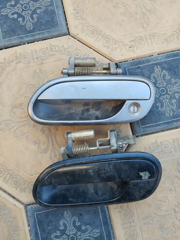 дефлектор воздуховода: Передняя левая дверная ручка Дверная ручка Honda Б/у