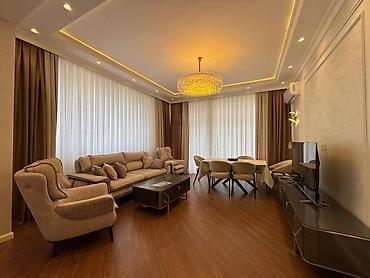 Kirayə mənzillər: İcarəyə verilir 3 otaqlı yeni tikili 125 m², Ağ şəhər q. Kateqoriya — 4