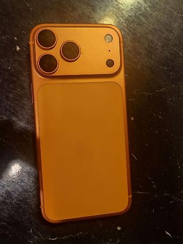 iphone 256gb: IPhone 17 Pro, Б/у, 256 ГБ, Оранжевый, 99 % — 1