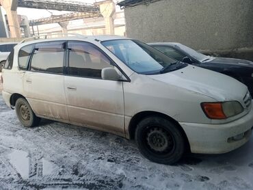 возможно обмен минивен: Toyota Ipsum: 2000 г., 2 л, Автомат, Бензин, Минивэн