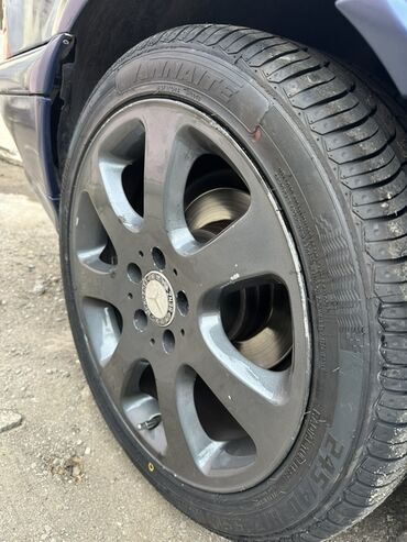 Mercedes-Benz: Mercedes-Benz C-Class universal Xüsusiyyətlər: - Kuzov: universal — 12