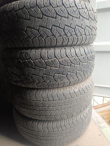 215 65 17: Комплект из 4 автомобильных шин с универсальным всесезонным — 1