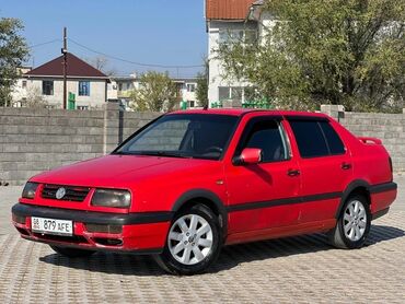 самые дешёвые машины в кыргызстане: Volkswagen Vento: 1997 г., 1.8 л, Механика, Бензин, Седан