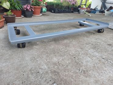 wc solje dimenzije: Kolica za t-a peć sa jakim, metalnim točkovima. Dimenzije 87cm x 30cm