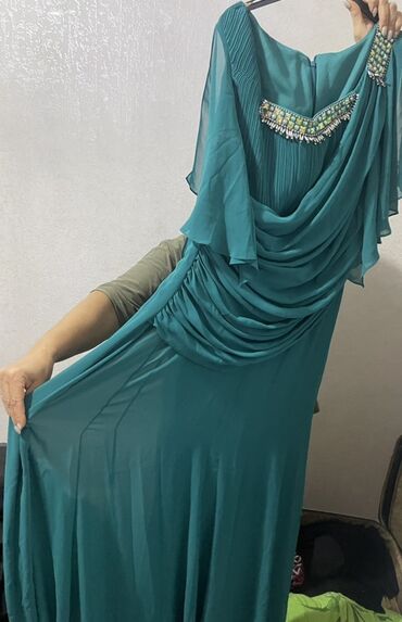 Gündəlik donlar: Qadın geyimləri paketi – 4 fərqli don Qiymetler 10-25 manat 1) Tünd — 11