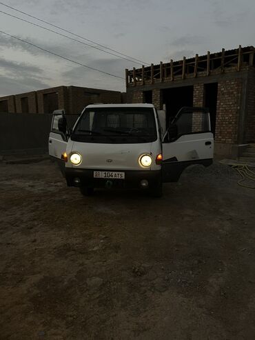 купить дизельный двигатель в бишкеке: Жеңил жүк ташуучу унаа, Hyundai, Стандарт, 2 т, Колдонулган