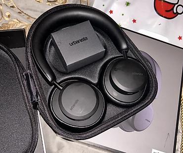 Qulaqcıqlar: Urbanista miami over‑ear simsiz qulaqcıq Kontakt homedan alınıb — 1