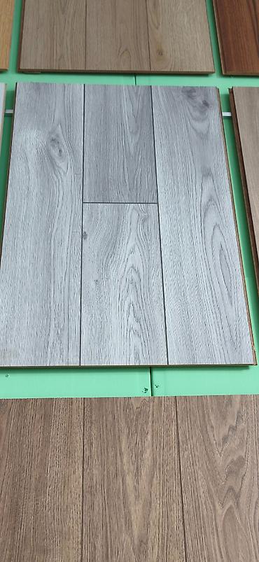 şam agacları: Məhsul: Laminat döşəmə panelləri – ağac teksturalı kolleksiya - Rəng — 1