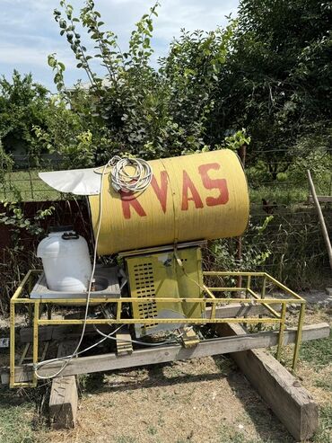 su filterləri: Bu, kvas satışı üçün nəzərdə tutulmuş portativ avadanlıqdır. Sarı