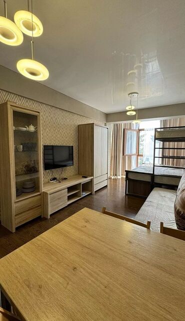 сдаю квартиру в чолпон ате: 1 комната, 31 м², 4 этаж, Евроремонт