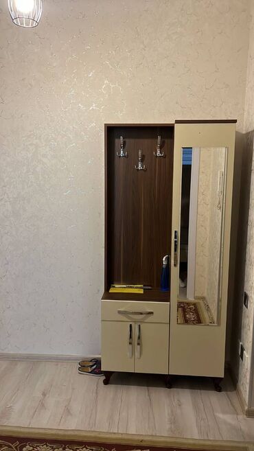 Uzunmüddətli kirayə mənzillər: Binəqədi rayonu,9 mkr,Tərlan şadlıq sarayının arxasında,15 mərtəbə — 8