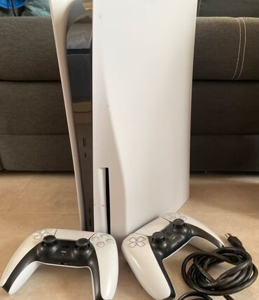 плейстейшен бу: PS5 Фат модель комплект полный, все необходимые провода и 2 шт