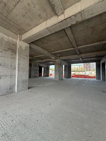 контейнер для продуктов: Продажа магазинов В жилом доме, 162 м², ПСО (под самоотделку), Отдельный вход, 1 этаж — 5