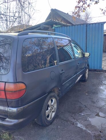 Volkswagen: Volkswagen Sharan: 1996 г., 2 л, Механика, Бензин, Минивэн — 5