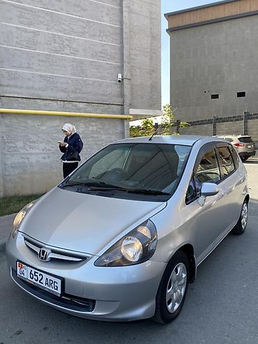 fit 2: Honda Fit: 2003 г., 1.3 л, Вариатор, Бензин, Хэтчбэк — 3