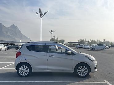 lada largus бу: Chevrolet Spark: 2016 г., 1 л, Вариатор, Бензин, Хэтчбэк — 3