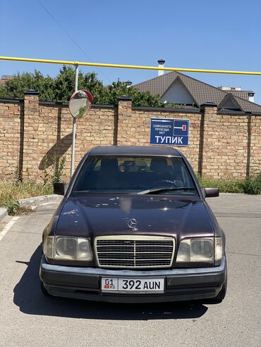 растрочка машина: Mercedes-Benz E-Class: 1993 г., 2.3 л, Механика, Бензин, Седан