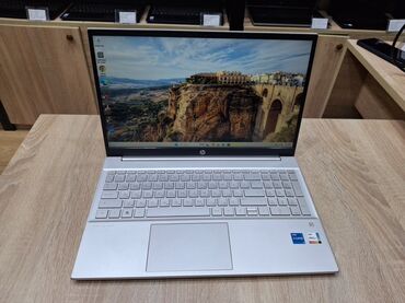 HP Pavilion, 15.6 ", Intel Core i5, 512 GB