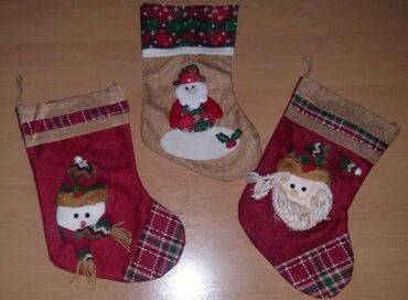 Yeni il oyuncaqları və bəzəkləri: Yeni il aksesuarlari satilir. Yeni il corablarizinqrovlu celengler — 7