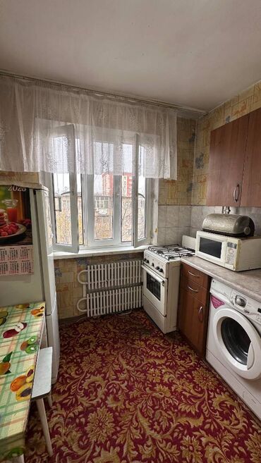 продаю 2х ком кв бишкеке без ремонта токтогул ткрусбекова: 2 комнаты, 42 м², 104 серия, 5 этаж, Старый ремонт