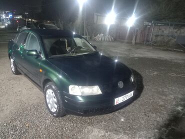 Volkswagen: Volkswagen Passat: 1997 г., 1.6 л, Механика, Бензин, Седан