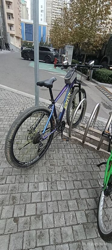 аксессуары и запчасти к велосипедам: Salam. Velosiped satılır. 110 AZN. Nərimanov yaşayıram