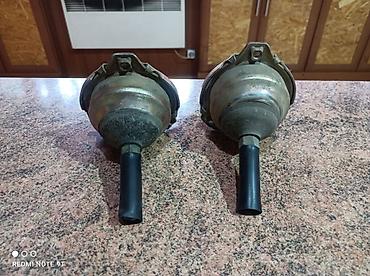 Пара вакуумных регуляторов опережения зажигания/приводов