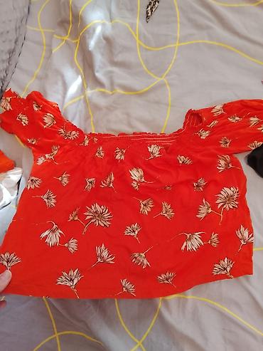 Отдам даром: Одежда для стройной девушки, размер платьев s кофты M куртка M-L — 9