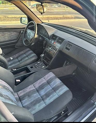 вдоль реки: Mercedes-Benz C-Class: 1995 г., 1.8 л, Механика, Бензин, Седан — 5