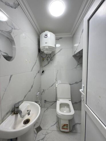 Ofislər: Azadliq və Nəsib Bəy Yusifbəyli keçələrinin kəsişməsində, yeni tikili -da lalafo.az — 4 Ofislər: Azadliq və Nəsib Bəy Yusifbəyli keçələrinin kəsişməsində, yeni tikili — 4