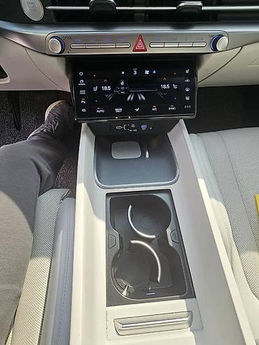 gac trumpchi: Hyundai Grandeur: 2023 г., Седан — 9