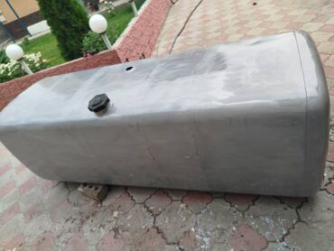 грузовой даф: Топливный бак DAF 2011 г., Б/у, Оригинал, Германия