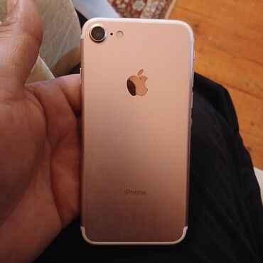 Apple iPhone: IPhone 7, 64 GB, Deep Purple, Barmaq izi