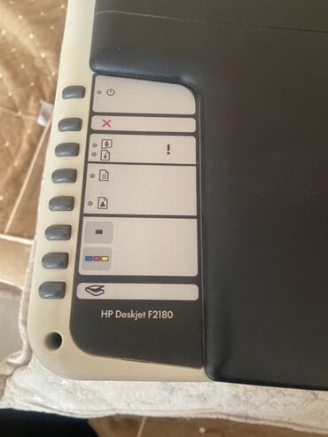 HP Deskjet F2180 modeli, kompakt dizayna malik, iş və ya ev ofisi üçün