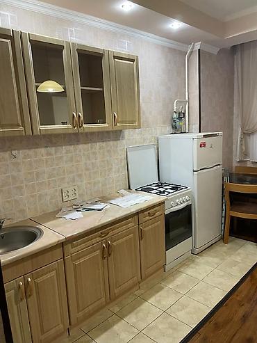 4: Сдаётся 1к квартира в кирпичном доме в мкр Асанбай. 4 этаж из 10. вся — 10