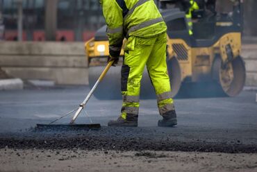 tikinti temir: Asfalt işləri. Firmamız asfalt işləri üzrə yüksək səviyyəli xidmət