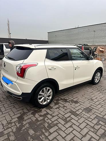 рекс 2015: Ssangyong Tivoli: 2018 г., 1.6 л, Автомат, Бензин, Кроссовер — 4
