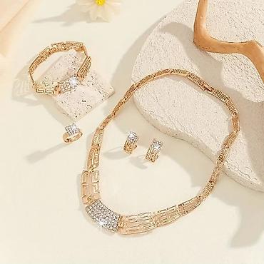 Setovi nakita: 2200 — 17