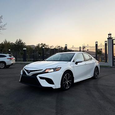 вукуп авто: Toyota Camry: 2020 г., 2.5 л, Автомат, Бензин, Седан — 2