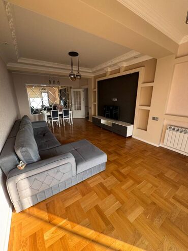 Uzunmüddətli kirayə mənzillər: Həzi Aslanov metrosu Panarama Parkda mənzil kirayə verilir. Mərtəbə — 14