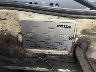 Mazda: Mazda 626: 1988 г., 2 л, Механика, Бензин, Седан