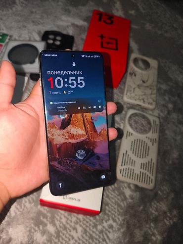 телефон поко х4: OnePlus 13, Б/у, 512 ГБ, цвет - Белый, 2 SIM — 2