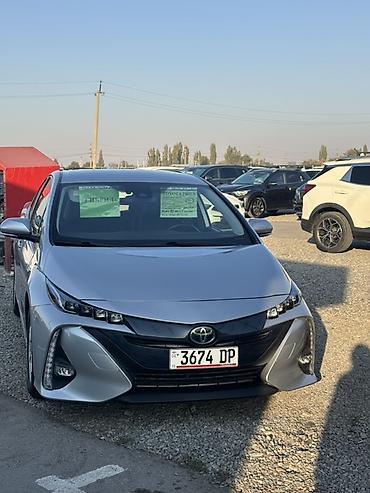 tang l: Toyota Prius: 2020 г., 1.8 л, Автомат, Гибрид, Лифтбек — 1