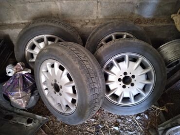 Диски: Литые Диски R 16 Mercedes-Benz, Комплект, отверстий - 4, Б/у at lalafo.kg Диски: Литые Диски R 16 Mercedes-Benz, Комплект, отверстий - 4, Б/у