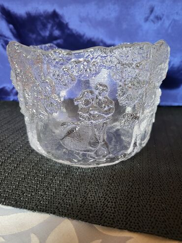 Činije: Cinija nova Kosta Boda,Kjell Engman rucni rad 70te. Cinija — 6