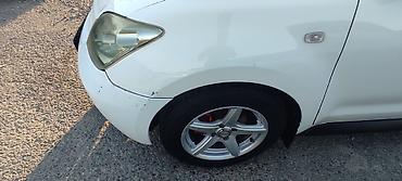 Toyota: Toyota Ist: 2003 г., 1.5 л, Автомат, Бензин, Лифтбек — 7
