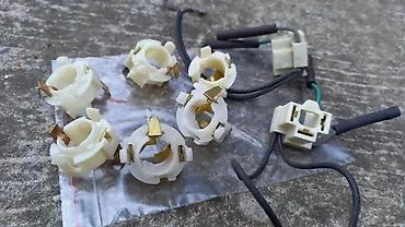 bravo: NOVO SET FASUNGA FASONG SIJALICA ZASTAVA 750 FICA | Set novih — 4