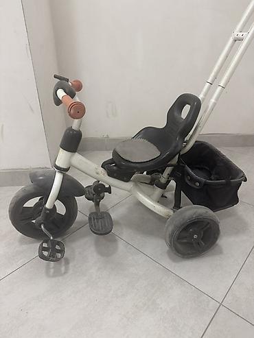 санки с ручкой: Детский велосипед, 3-колесный, 4 - 6 лет, Б/у — 1