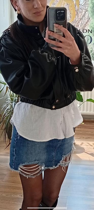 Kožne jakne: Kratka kožna jakna – crna - Model: kraća biker jakna sa spuštenim — 5