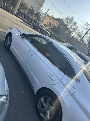 Hyundai: Hyundai Sonata: 2019 г., 2 л, Автомат, Газ, Седан — 8